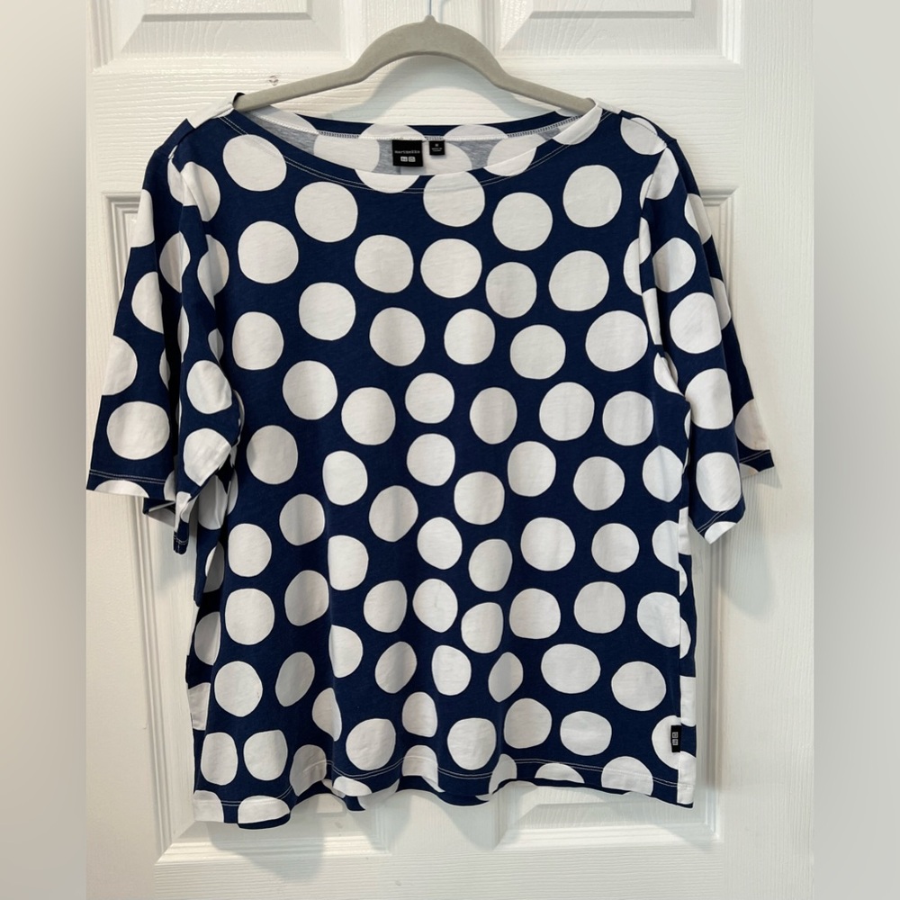 Marimekko Collab With Uniqlo Women Med Navy/White Polka Dot Shirt Boat Neck FLAW